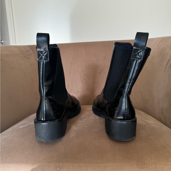 New Boots - Picture 4 of 5